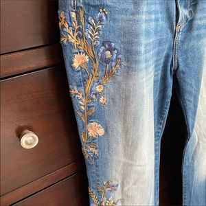 Sundance Driftwood Jean w/ Embroidery